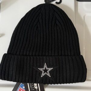 Black NFL Dallas Cowboys Beanie with Star Logo NWT